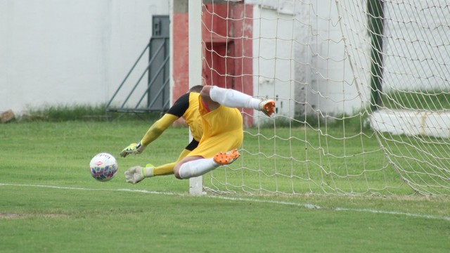 Arthur coloca o Resende na final da Copa Rio contra a Portuguesa