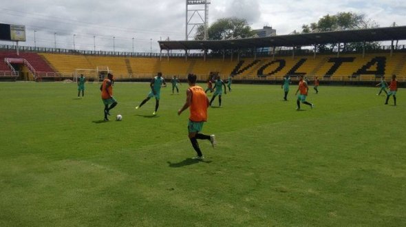 Volta Redonda decide vaga na Copa Rio com Resende