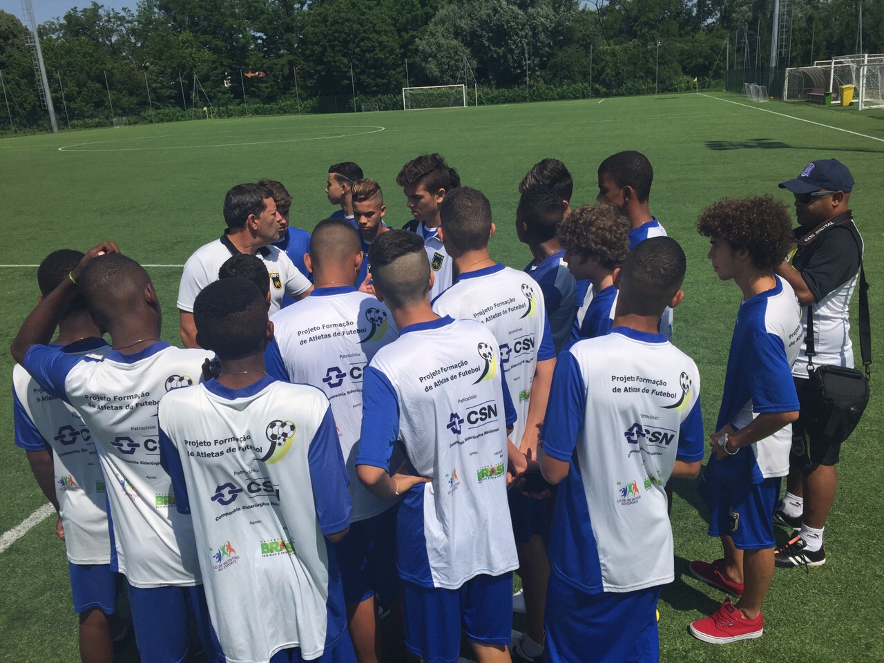 Meninos do Voltaço estreiam no Torneio de Cremona-ITA