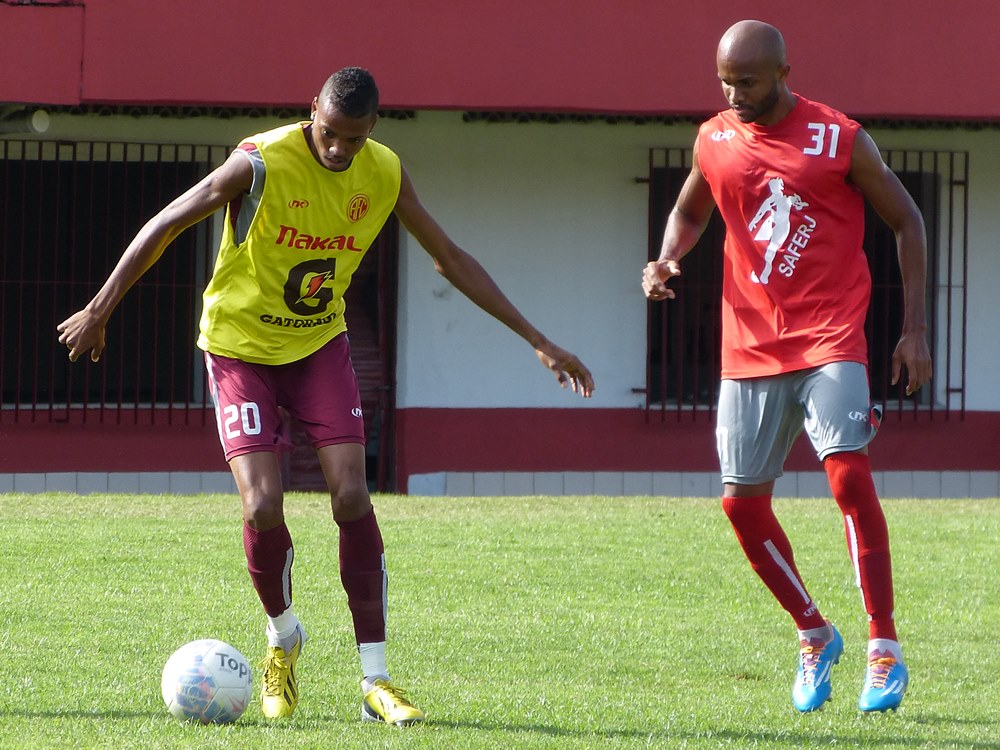 América vence jogo-treino em Mesquita