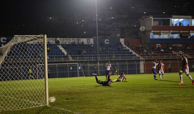 Bangu supera o Friburguense na Serra