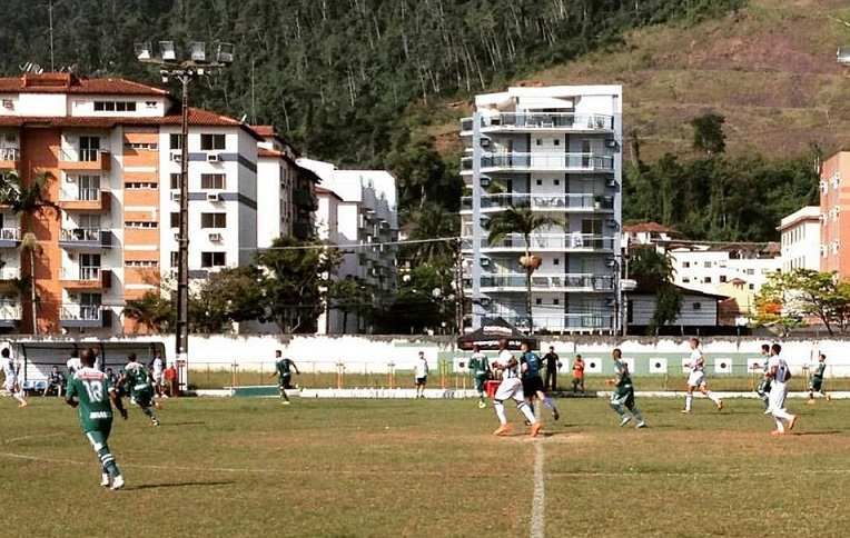 Angra dos Reis e Friburguense empatam sem gols