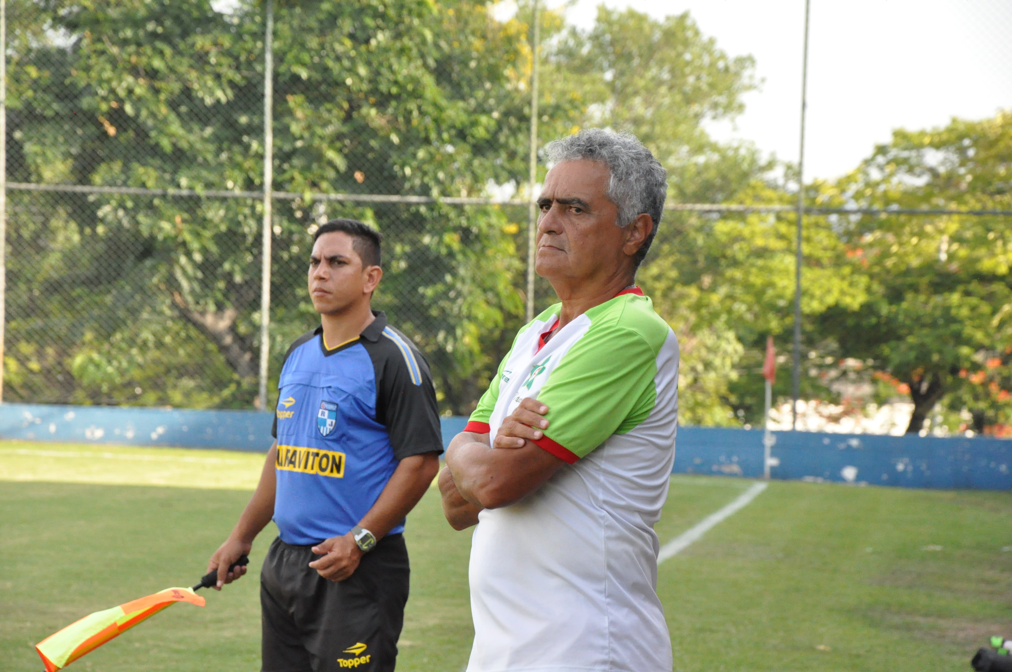 Gaúcho elogia jogadores da Lusa em jogo-treino contra a Cabofriense