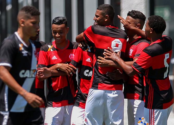 Flamengo dá grande passo para a conquista do Estadual Sub-17