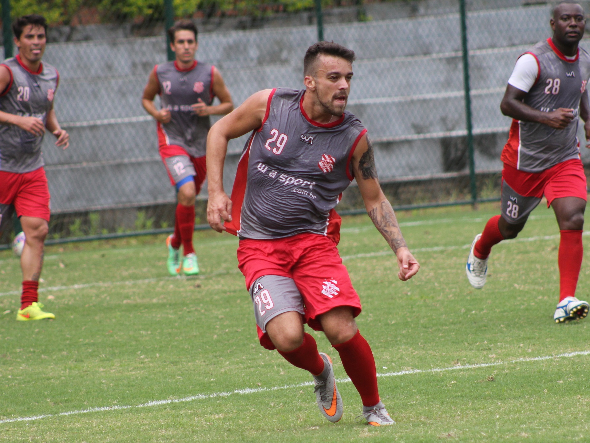 Tiago Barreiros avisa que Bangu está na luta pela vaga na 2ª fase do Carioca