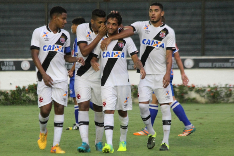 Briga esquenta e Vasco volta ao G-4 da Taça Guanabara Sub-20