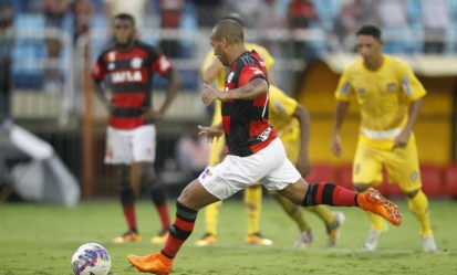 Flamengo vence o Madureira na abertura da Taça Guanabara