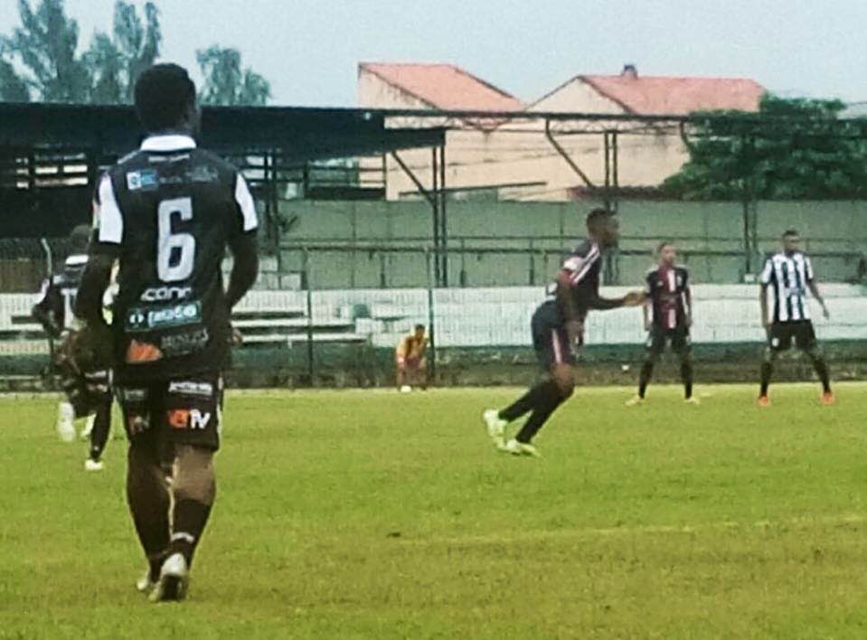 Gonçalense e Americano empatam na estreia da Taça Santos Dumont