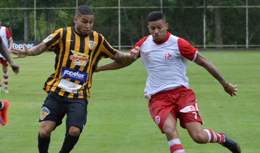 Tigres do Brasil derrota o America e chega na ponta da tabela da Taça Rio