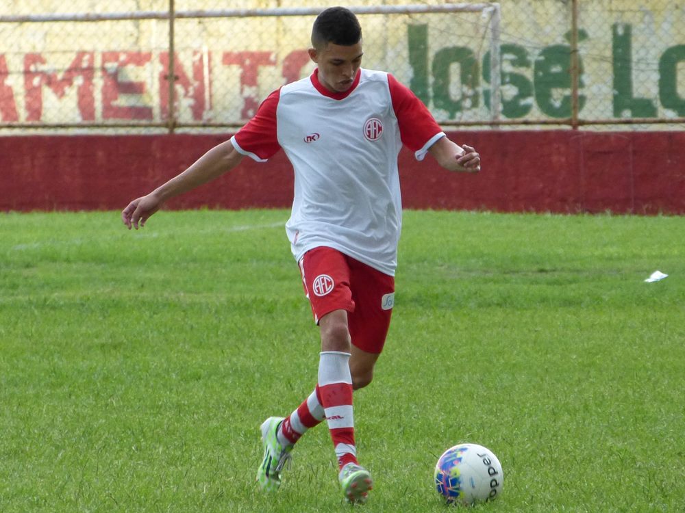 Marlon quer America tranquilo para obter a classificação