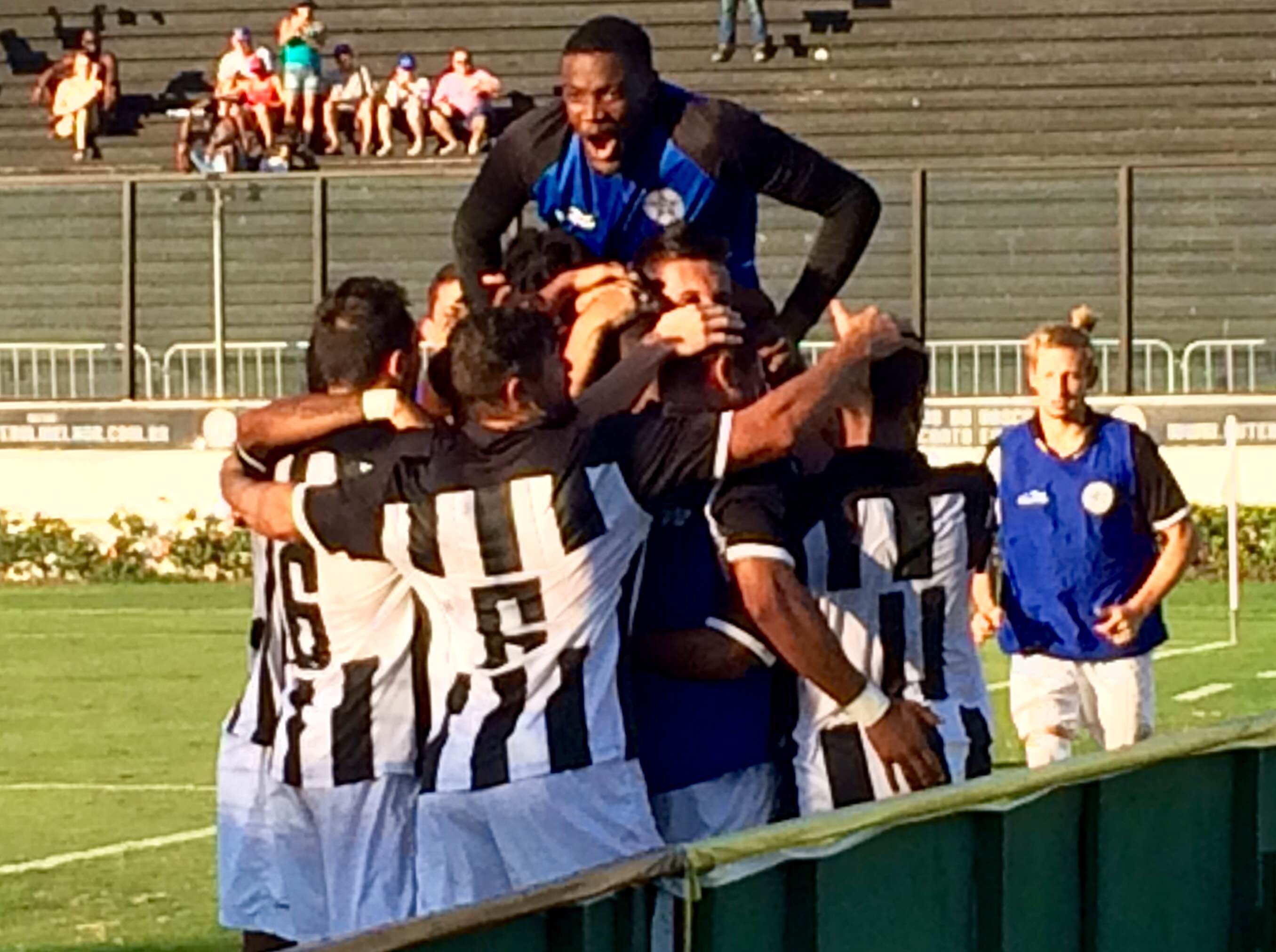 Resende goleia o Boavista e está na final da Taça Rio