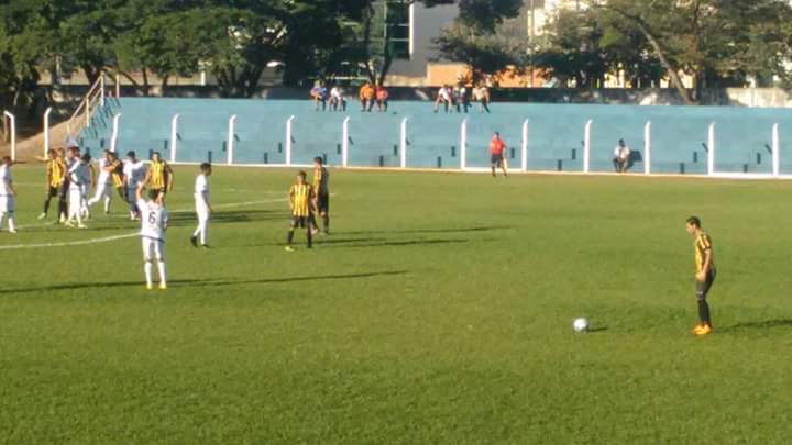 Voltaço goleia na estreia da Série D