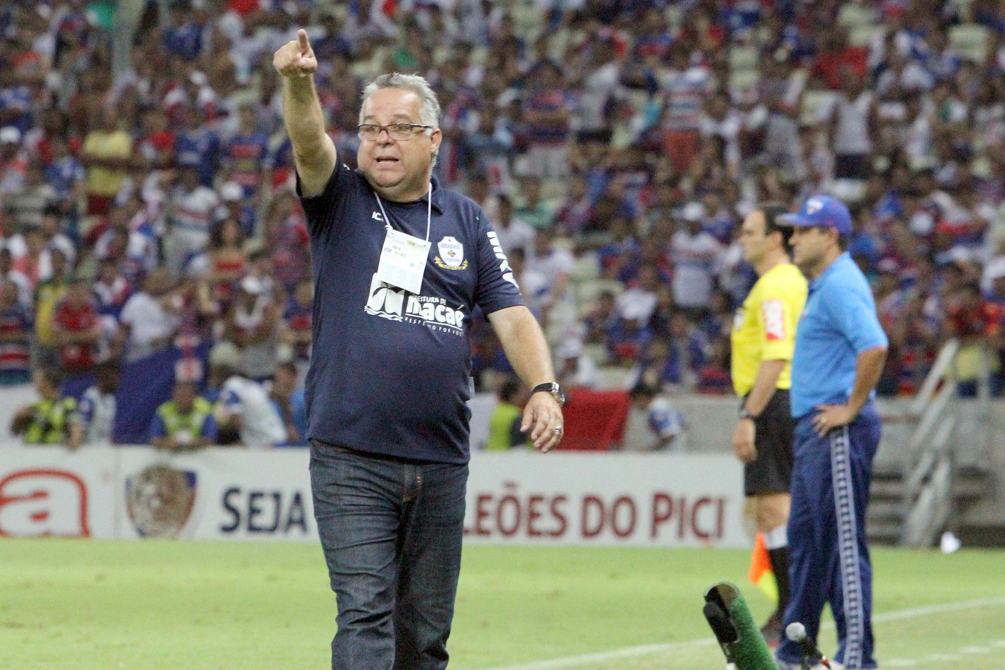 Josué Teixeira é o novo técnico do Macaé