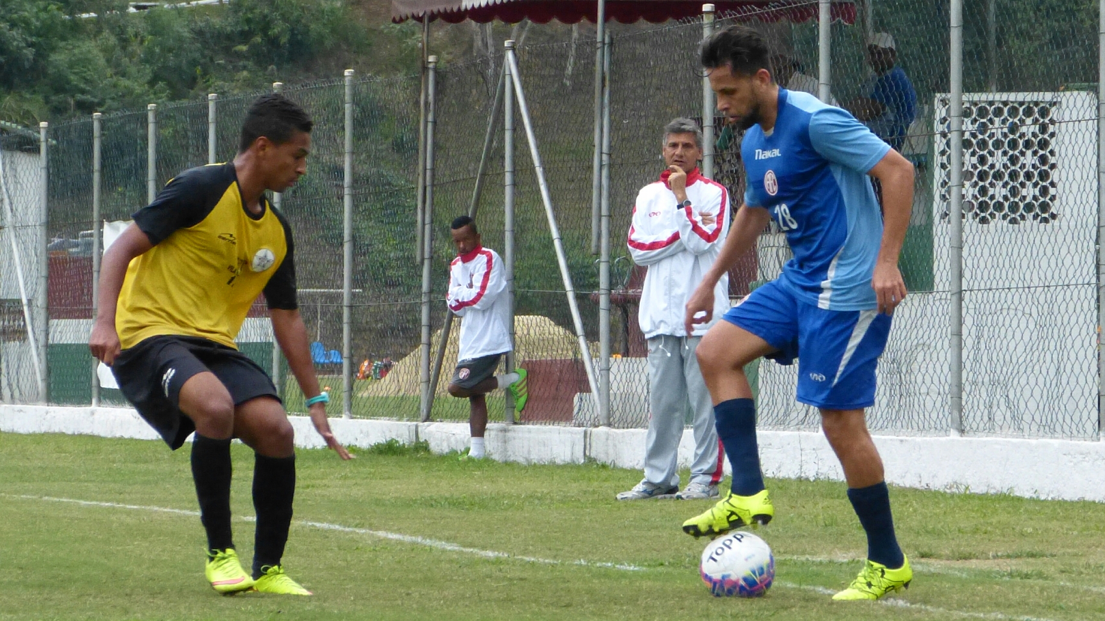 Resende vence o America em jogo-treino