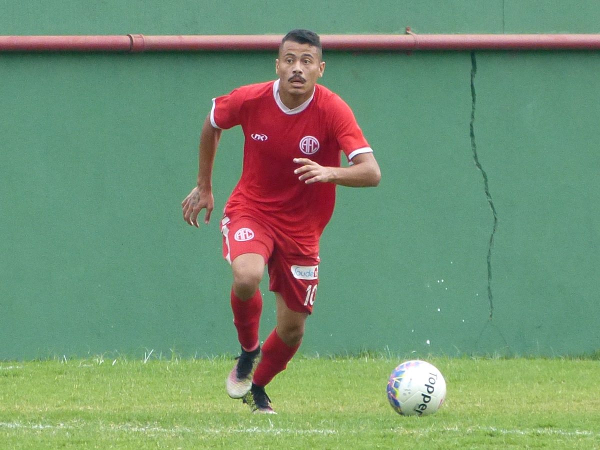 Nivaldo destaca melhor entendimento em campo e gols de Daniel na Copa Rio