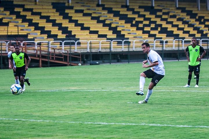 Voltaço goleia em jogo-treino contra o Sub-20 do Botafogo