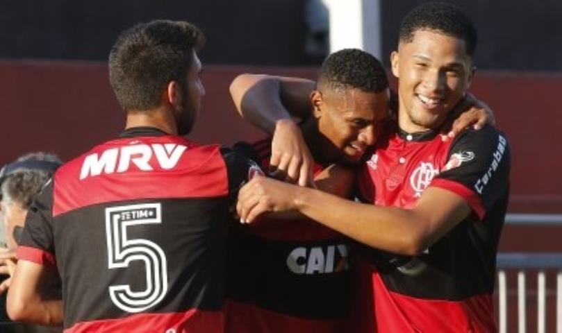 Flamengo bate o Nova Iguaçu e decide a final da Taça Rio Sub-17