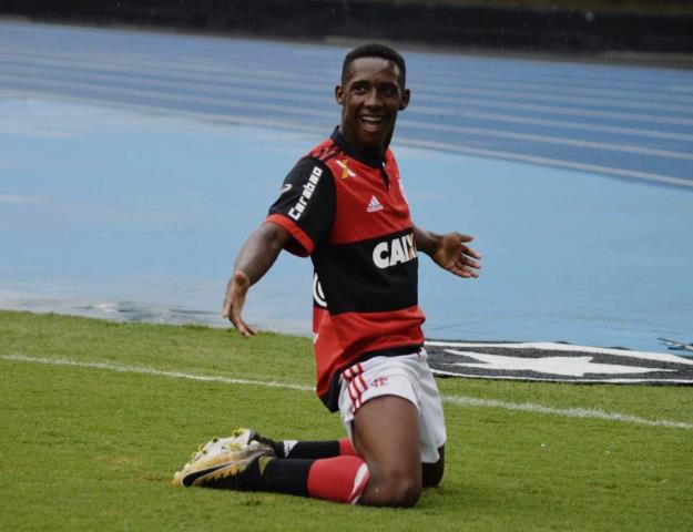 Flamengo sai na frente na decisão do Estadual Sub-17