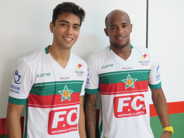 Portuguesa anuncia Lucas Zen e Alexandro para o Carioca