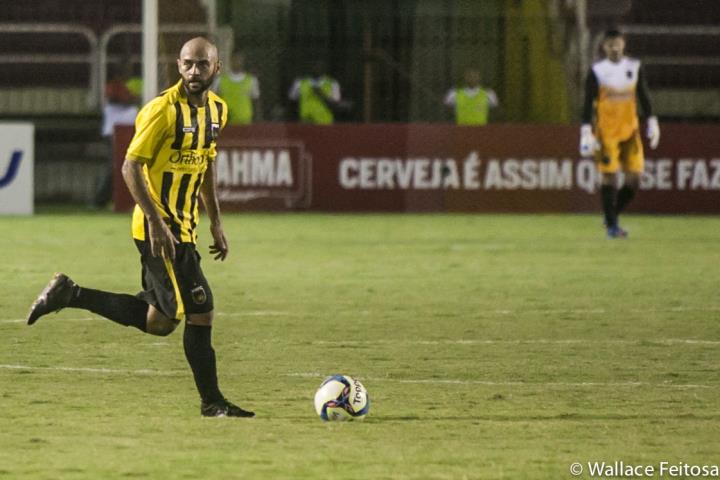 De olho na semifinal, Voltaço enfrenta o Fluminense em Moça Bonita