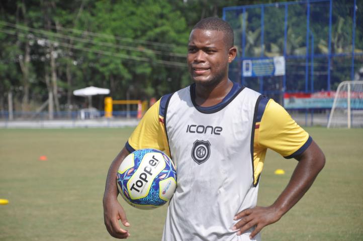 Luciano Naninho demonstra empolgação para enfrentar o Flamengo