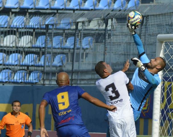 Madureira e Resende empatam na estreia da Taça Rio