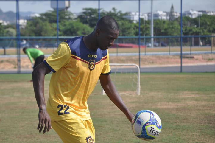 William está de volta ao Madureira na Taça Rio