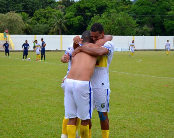 Sampaio Corrêa engata a quarta vitória na Taça Santos Dumont