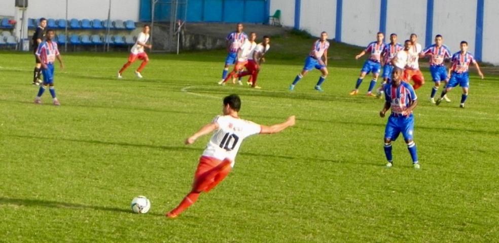 Friburguense vira sobre o Gonçalense e segue na briga pela Taça Santos Dumont