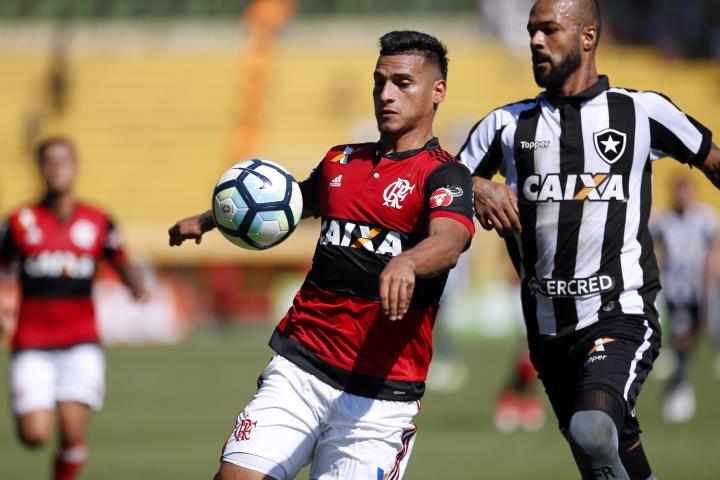 Flamengo e Botafogo empatam em Volta Redonda