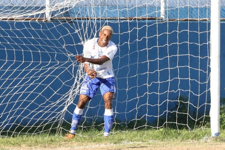 Goytacaz passa pelo Barra Mansa e entra na briga pela Taça Corcovado