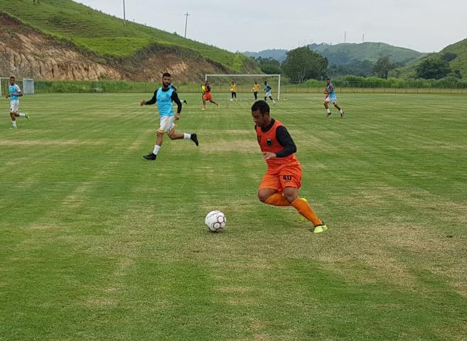 Voltaço vence EC Resende em jogo-treino