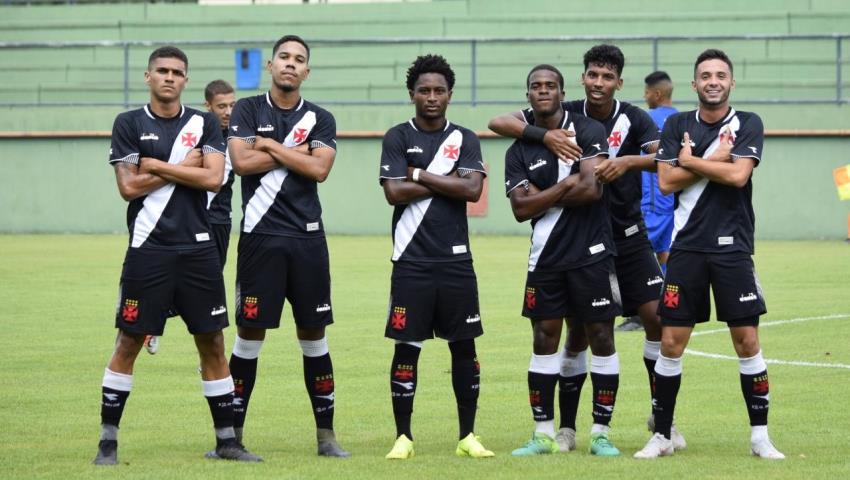 Vasco goleia e elimina o Audax no OPG