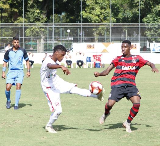 Flamengo goleia o America e está na final do Torneio OPG