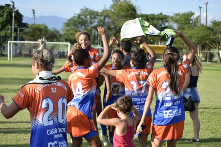 Duque de Caxias está na final do Estadual Feminino