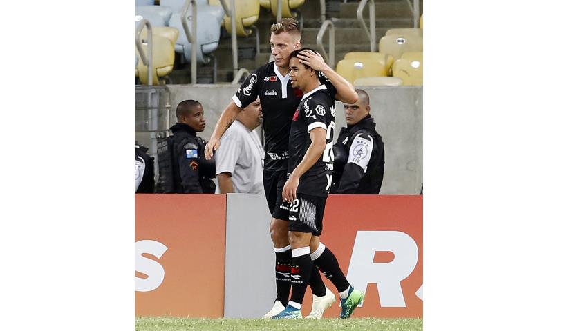 Vasco vence o Fluminense e se distancia do Z-4