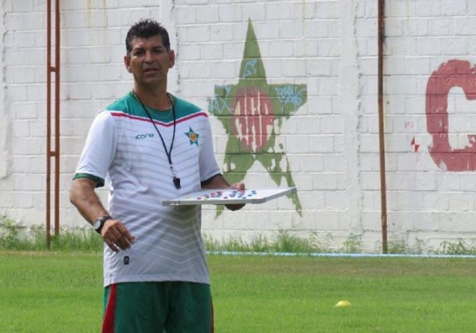 Após bom Carioca pela Portuguesa, João Carlos admite viver seu melhor momento