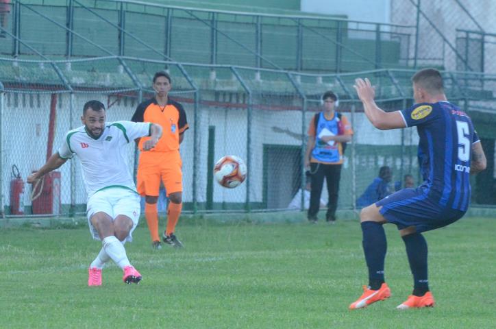 Cabofriense faz 'jogo de seis pontos' contra o Madureira