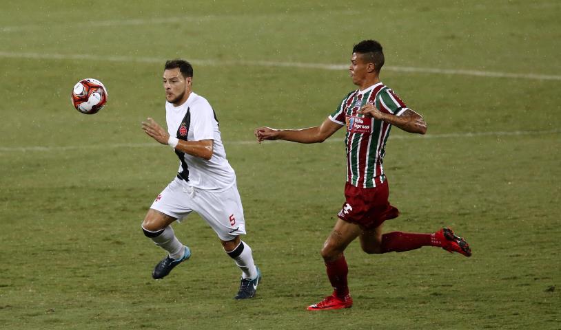 Vasco e Fluminense empatam no Nilton Santos