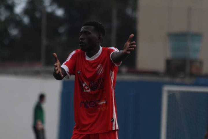 Animado com gol, Rominho espera virada do Bela Vista contra o Duque de Caxias na Copa Rio