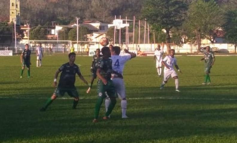 Carapebus e Artsul empatam em Cardoso Moreira