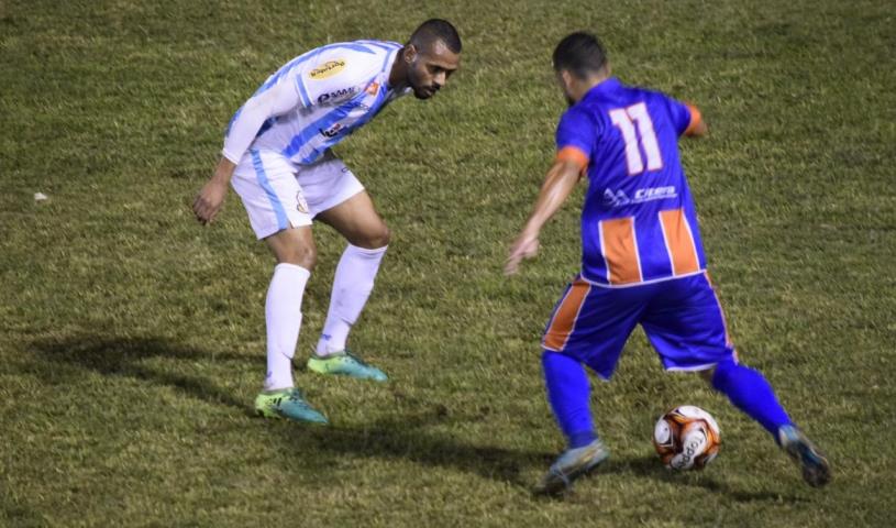 Empate no jogo de ida entre Duque de Caxias e Macaé