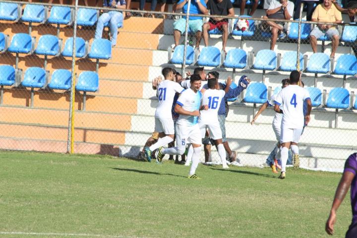 Artilheiro Edu marca e AD Itaboraí está nas semifinais da Copa Rio