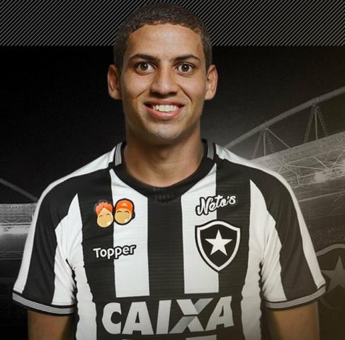 Botafogo anuncia o zagueiro Gabriel