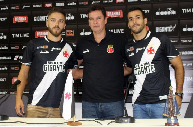 Vasco anuncia mais dois laterais