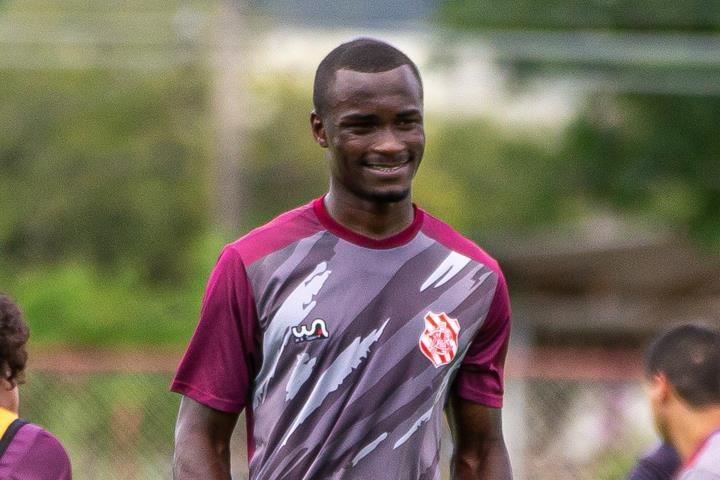 Josiel ressalta evolução pessoal e comenta início da preparação do Bangu para 2020