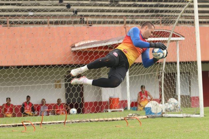 Deola comemora liberaçao do Giulite Coutinho e alerta para perigos da Fase Preliminar