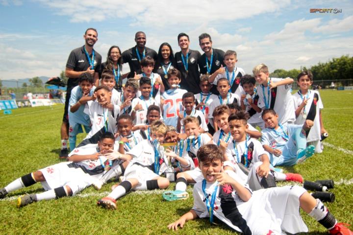 Vasco é campeão da Taça GB Sub-9