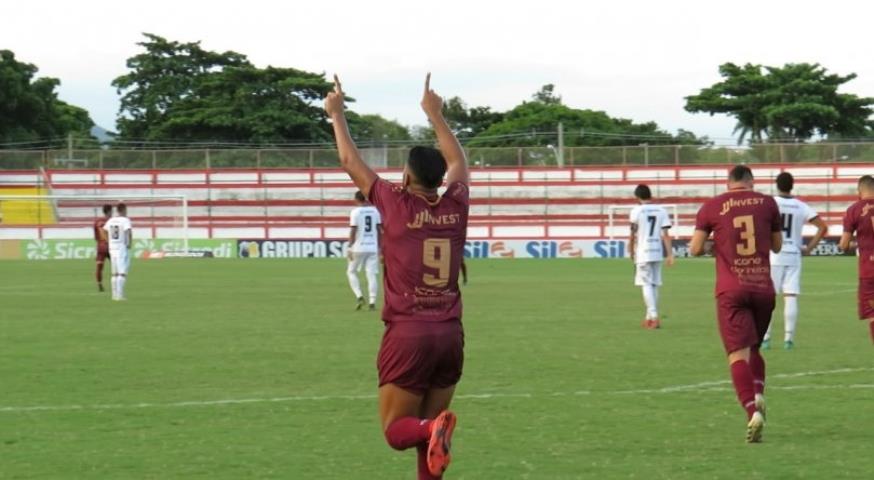 Portuguesa conquista a 1ª vitória na despedida do Carioca