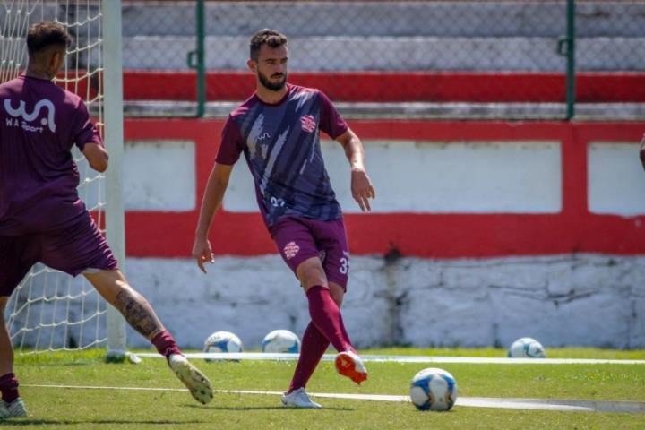 Com semifinal próxima, Anderson Penna garante: 'Queremos mais'